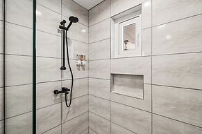 Safir 48