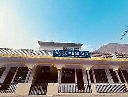 Hotel Moon Rise