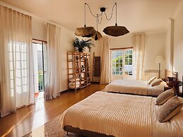 Casa Nabia - Coastal Sanctuary