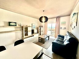 Max Crib Sea View Apart With AC and Garage