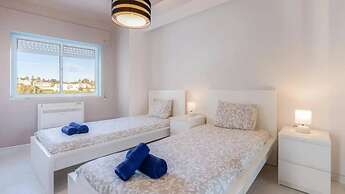 Max Crib Sea View Apart With AC and Garage