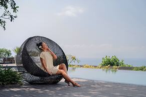 The Shanti Residence By Nakula