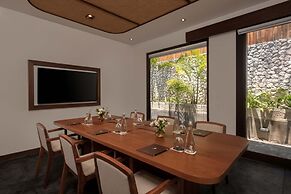 The Shanti Residence By Nakula