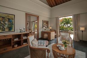 The Shanti Residence By Nakula