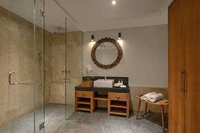 The Shanti Residence By Nakula