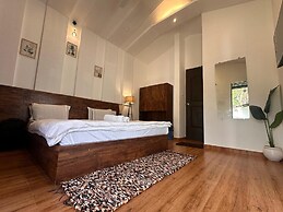 Casa Mounterria
