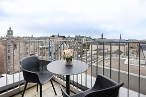 Central 3BR by Edinburgh Castle