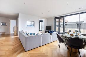 Central 3BR by Edinburgh Castle