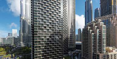 LUX  The Burj Vista Suite