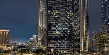 LUX  The Burj Vista Suite