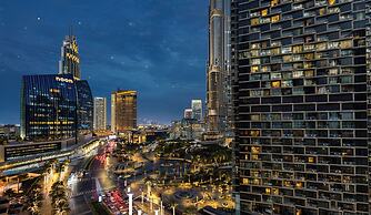 LUX  The Burj Vista Suite