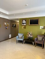 Monroe Hotel