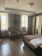 Monroe Hotel