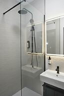 The Sixty 19 Stylish Studios and Apt.