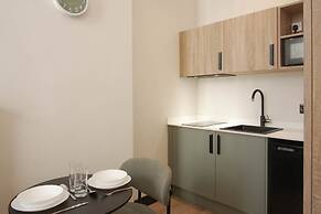 The Sixty 19 Stylish Studios and Apt.