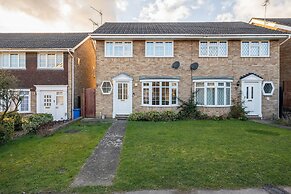 Charming 3 Bed Hse Family and Long Stay