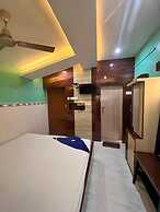 HOTEL HOLIDAY HOME