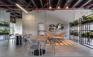 Go Living Suites - 606