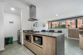 Go Living Suites - 402