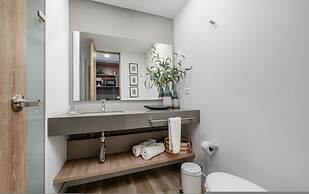 Go Living Suites - 904
