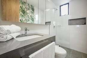 Go Living Suites 407