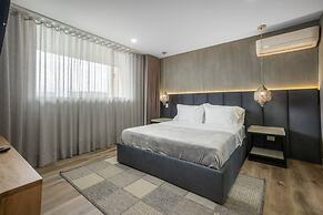 Go Living Suites 407