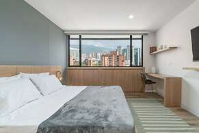 Go Living Suites - 908