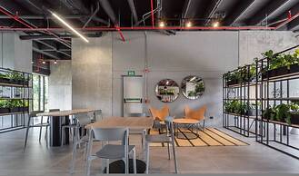 Go Living Suites - 908