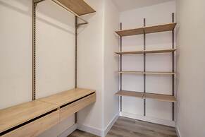 Go Living Suites - 506
