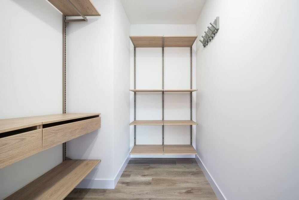 Go Living Suites - 603