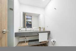 Go Living Suites - 1204