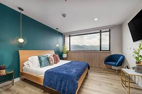 Go Living Suites - 1204