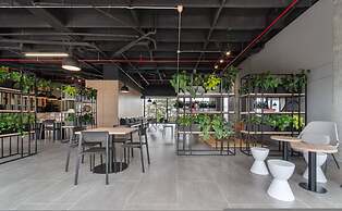 Go Living Suites - 1204