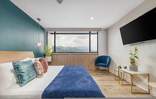 Go Living Suites - 1204