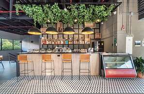 Go Living Suites - 1310