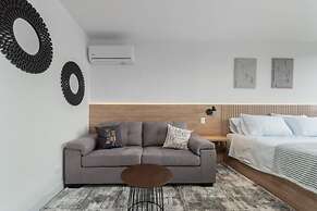 Go Living Suites - 1015