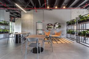 Go Living Suites - 1015