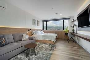 Go Living Suites - 1015