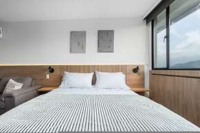 Go Living Suites - 1015
