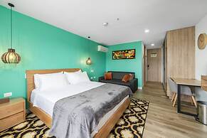 Go Living Suites - 1316