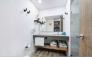 Go Living Suites - 1407