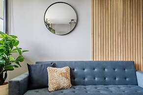 Go Living Suites - 601