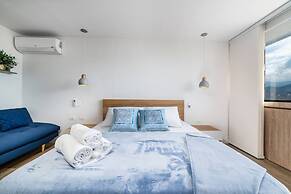 Go Living Suites - 1315
