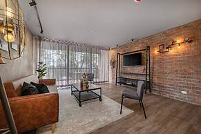 Olive Country Living - 311
