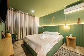 Go Living Suites - 806