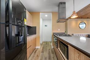 Go Living Suites - 806