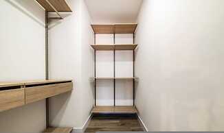 Go Living Suites - 806