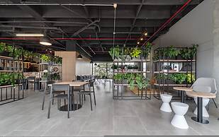 Go Living Suites - 1010