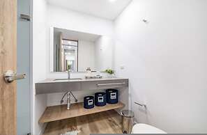 Go Living Suites - 1010