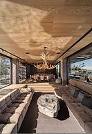 Ultra Luxury Villa With Unique Lake View